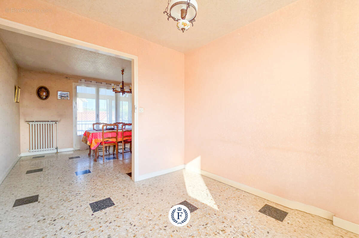 Maison à SAINT-LAGER