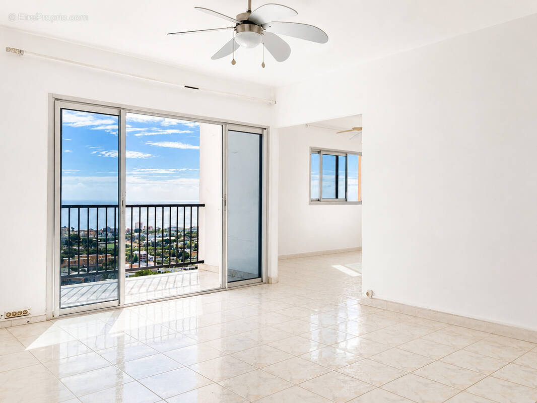 Appartement à SAINT-DENIS