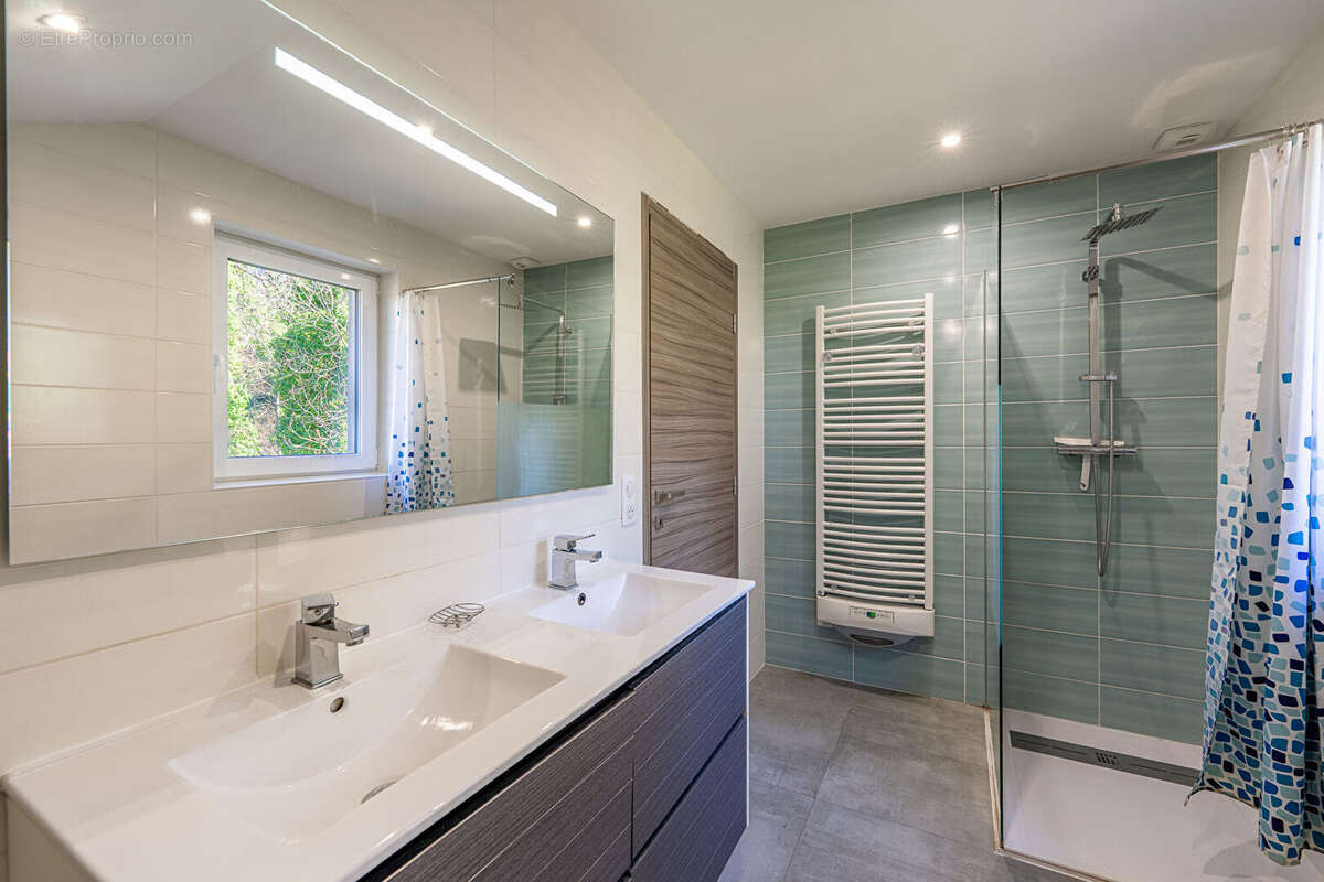 Maison à LE BOURGET-DU-LAC