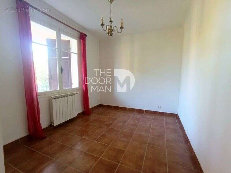 Maison à SIX-FOURS-LES-PLAGES