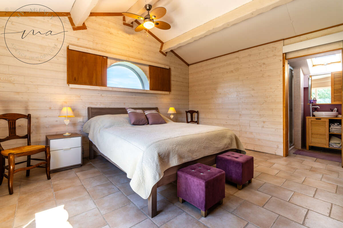 Lignan-sur-Orb   Maison de caractère 215 m2, 5 chambres, piscine, terrain 983 m2 - photo 68