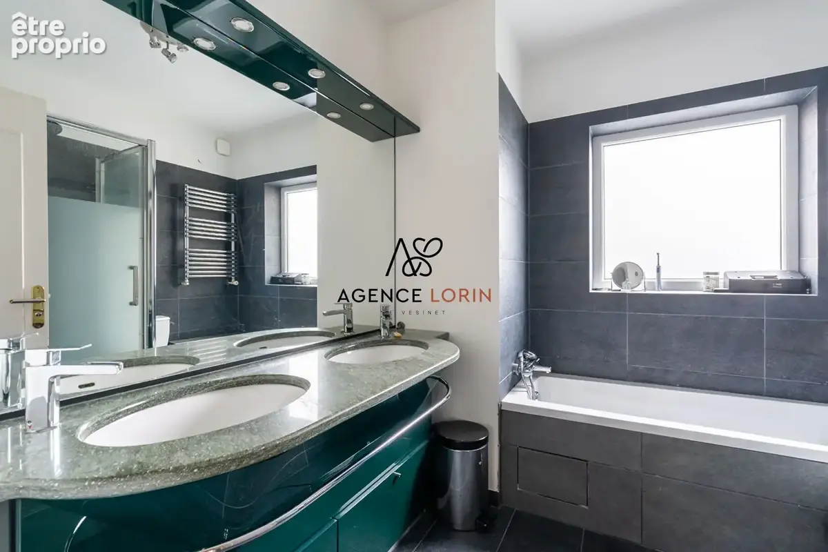 Maison Chatou - 8 pièces - 218 m² - photo 18