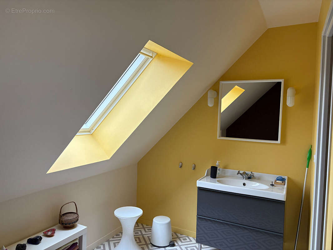 Maison à LOCMINE