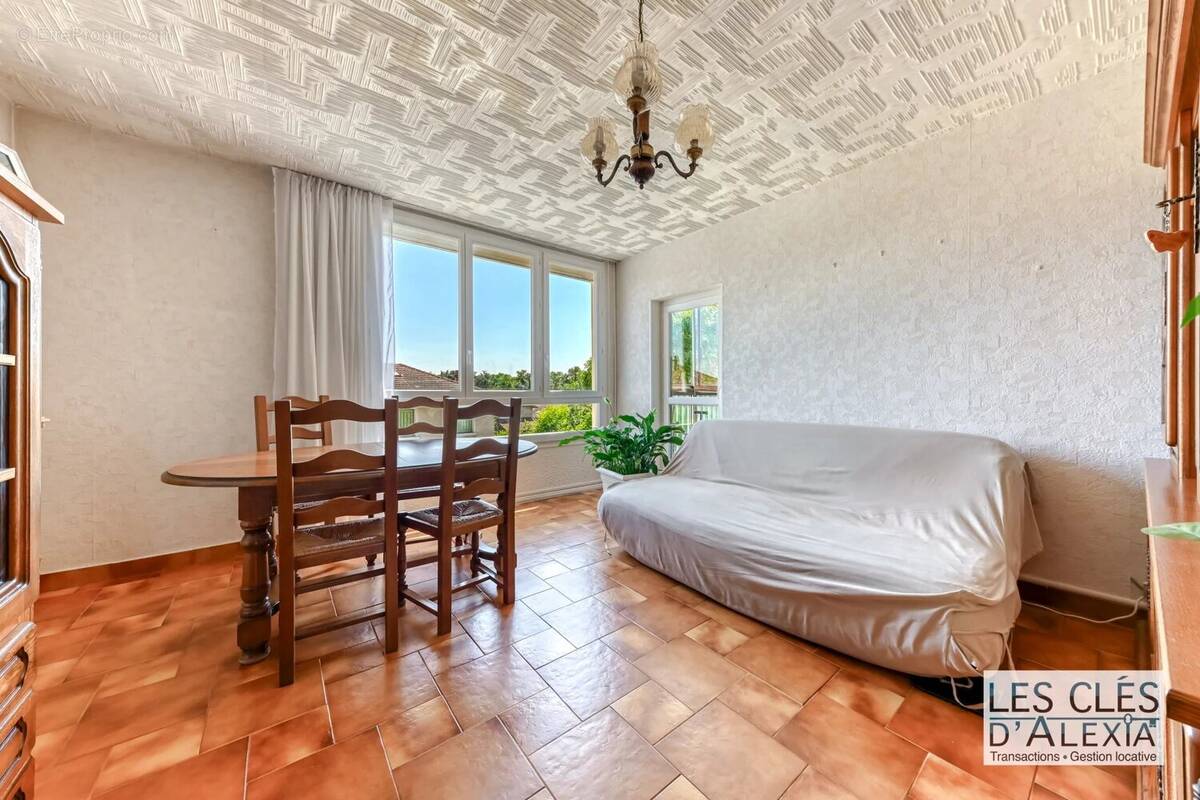 Appartement à VENISSIEUX