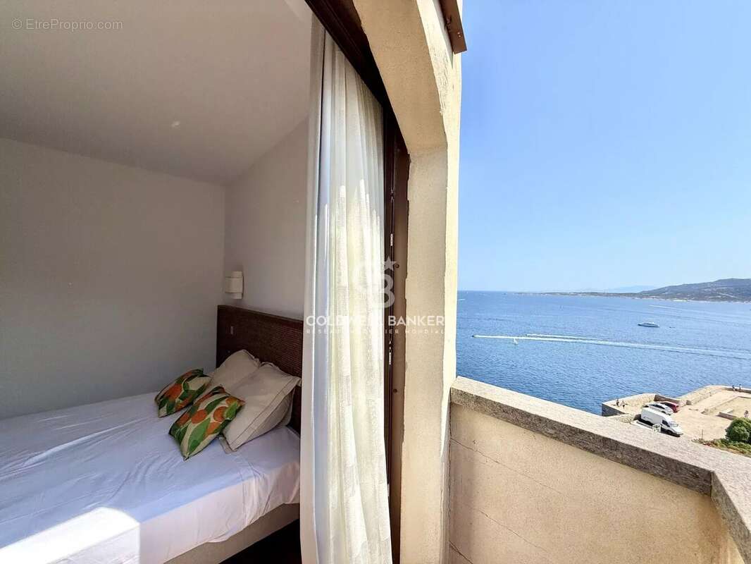 Appartement à CALVI