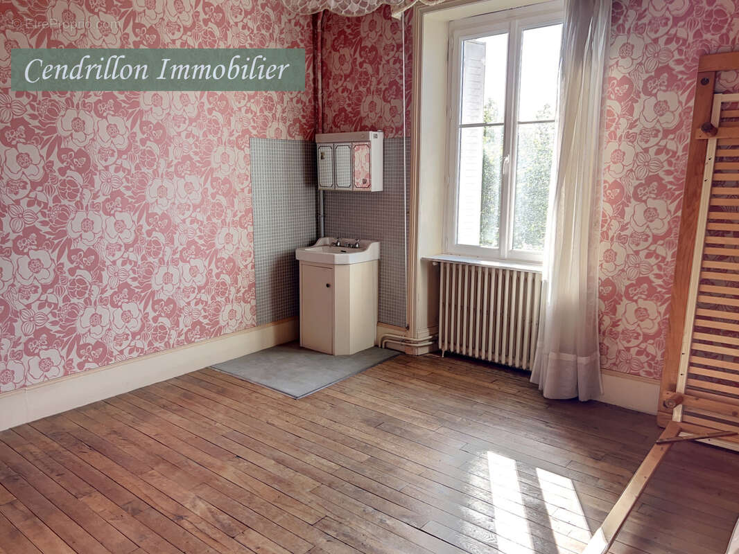 Belle maison bourgeoise entièrement rénovée, 350m2 habitables,  sur son parc de 4000m2 au cœur de la ville - photo 24