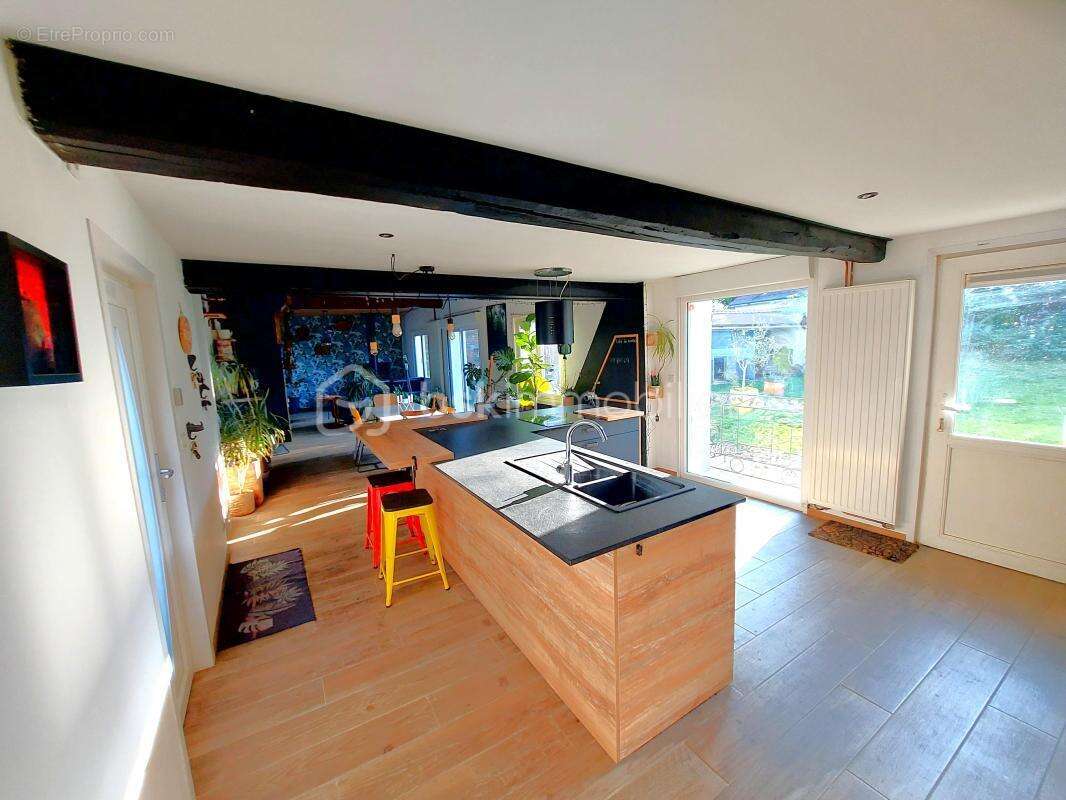 Maison à BOUGAINVILLE