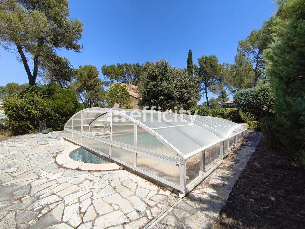 Maison 125 m² à Saint-Clement-De-Riviere  - photo 17