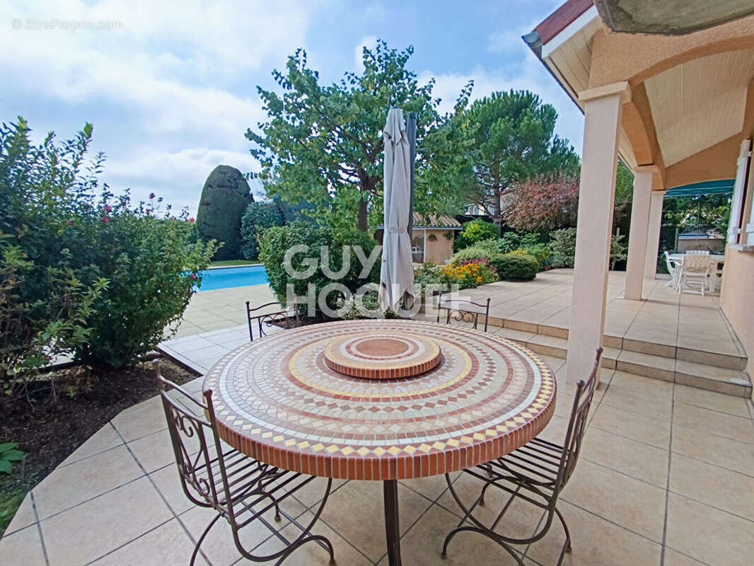 Maison à BOISSET-LES-MONTROND