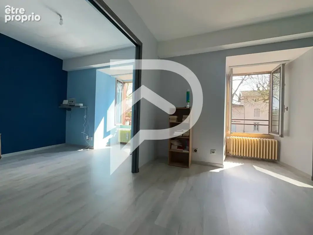 Maison familiale Montluel Centre avec cour partagée - photo 6