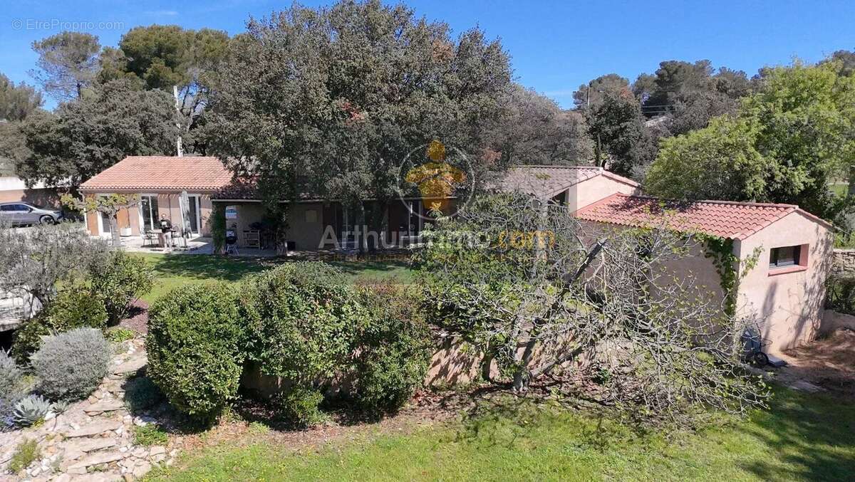 Maison à POURRIERES