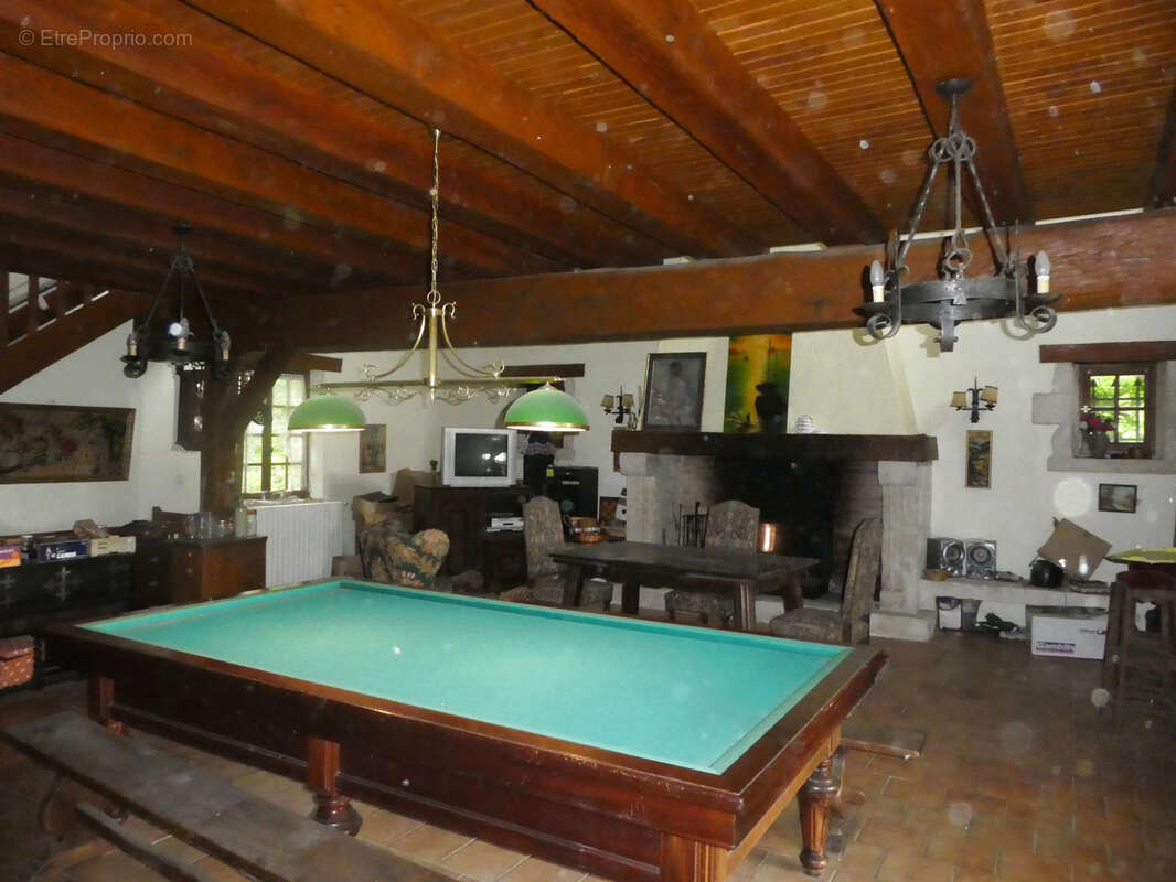 Maison à MONTAIGU-DE-QUERCY