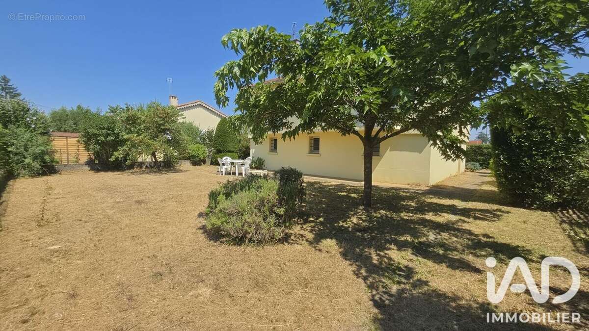 Photo 2 - Maison à ROMANS-SUR-ISERE