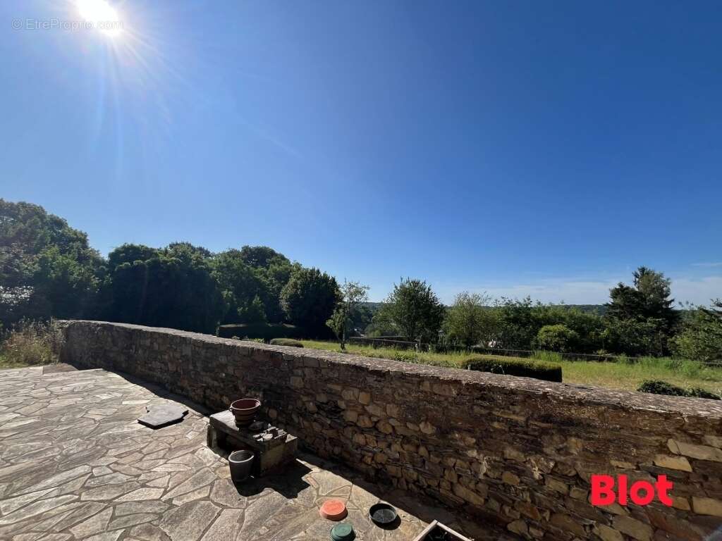 Maison à BAIN-DE-BRETAGNE