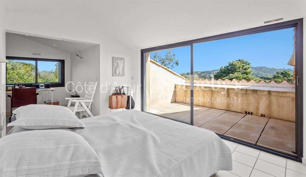 Maison à RAMATUELLE