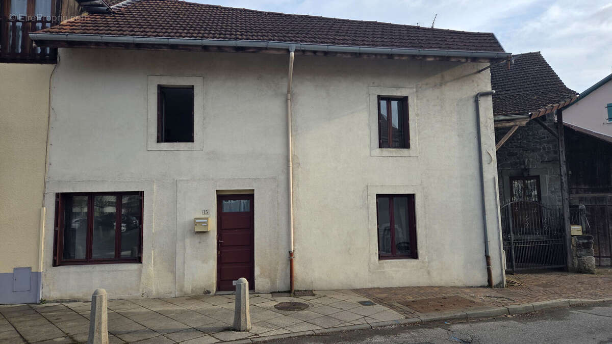 Maison à BONNE