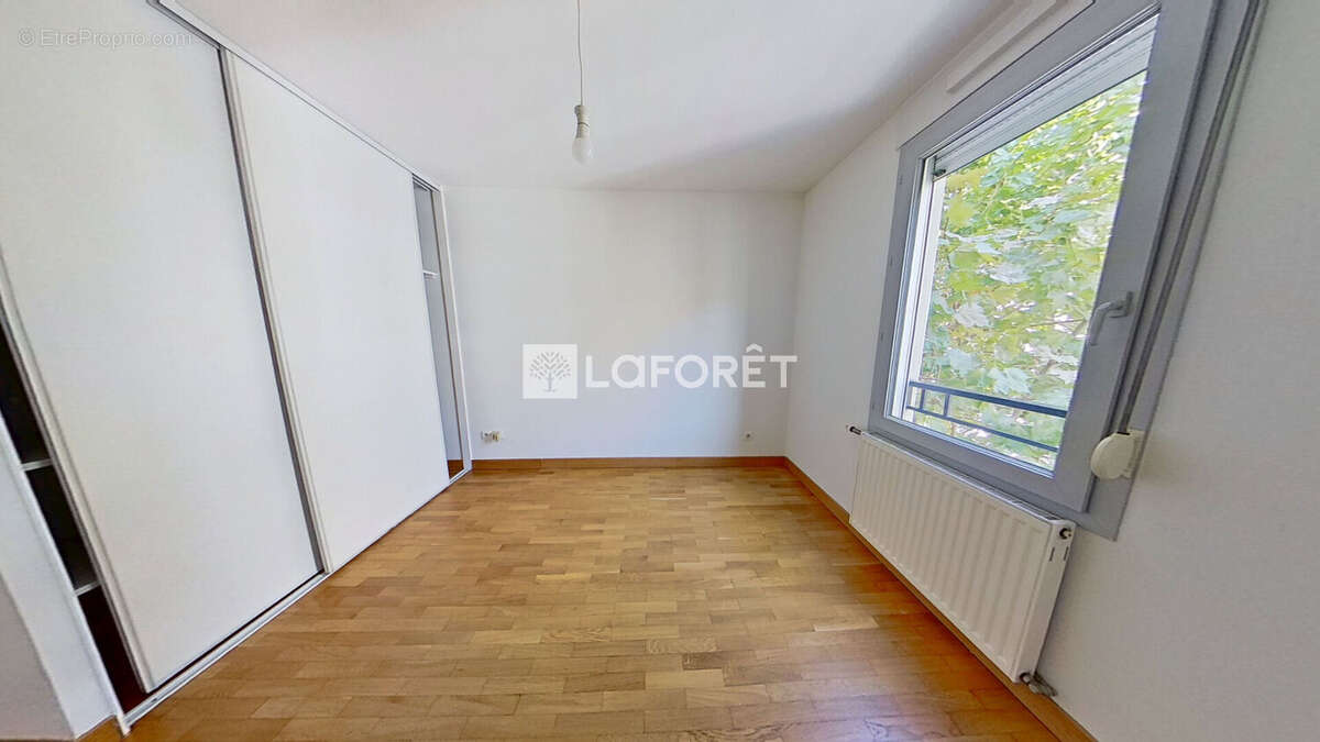 Appartement à LYON-8E