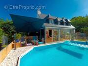 Maison à LE HEZO
