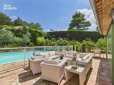 Maison à MOUGINS