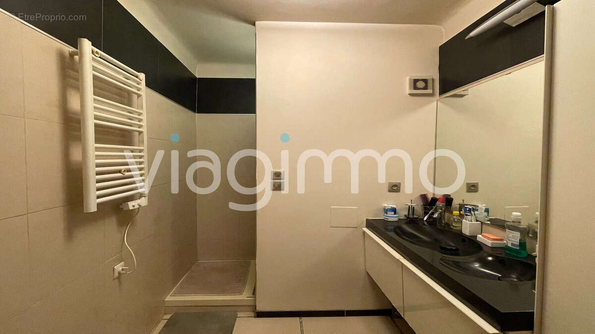 Appartement à MARSEILLE-10E