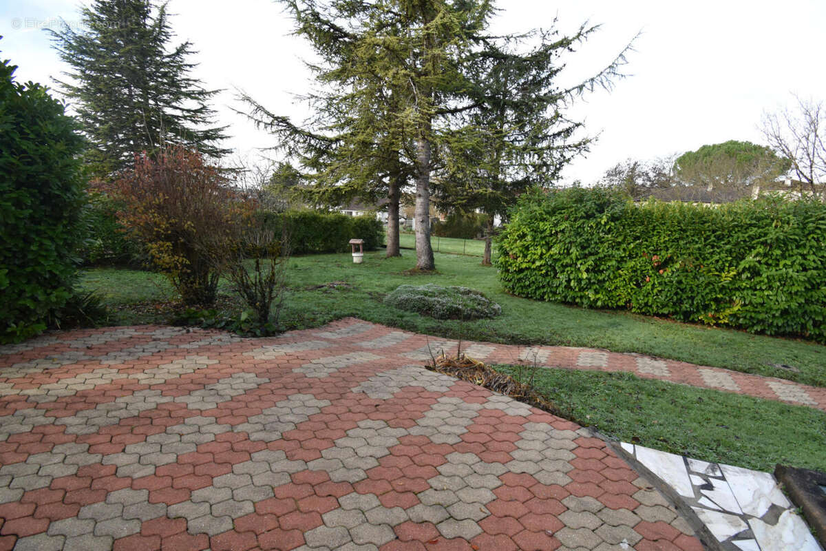 DSC_0034 - Maison à RUELLE-SUR-TOUVRE