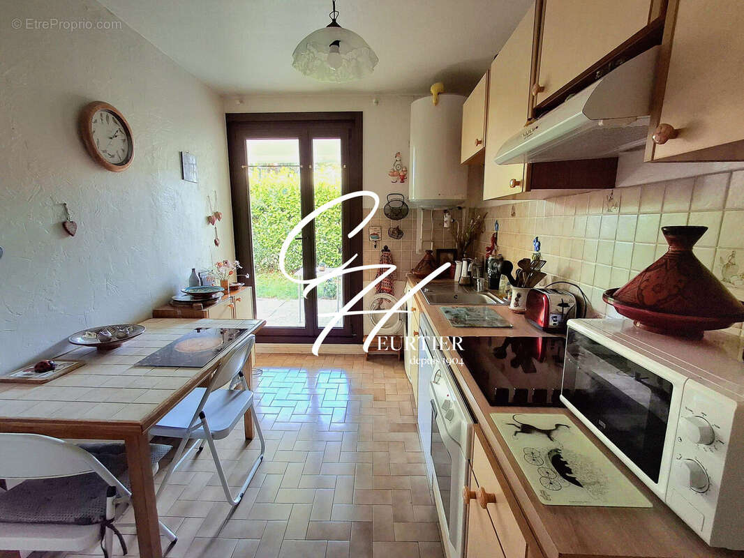 Appartement à SEYSSINET-PARISET