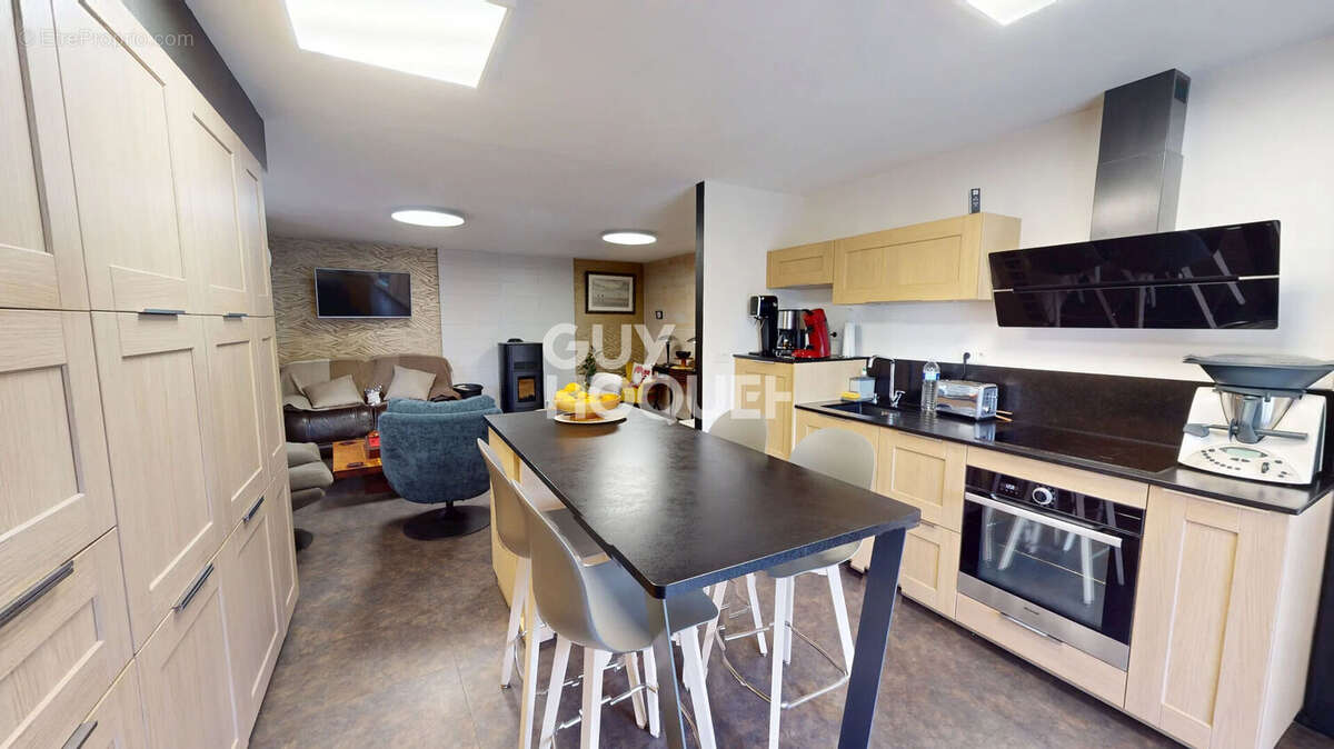 Maison à MARCEY-LES-GREVES