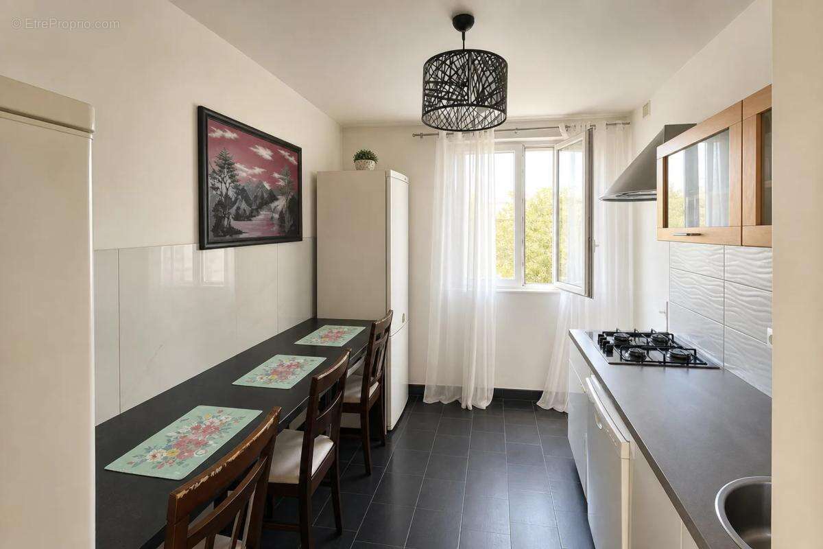 Appartement à EPINAY-SUR-SEINE