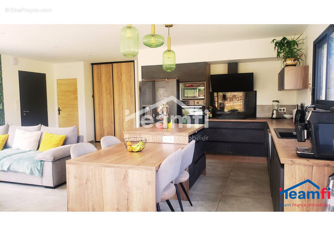 Maison à SAINTE-SIGOLENE