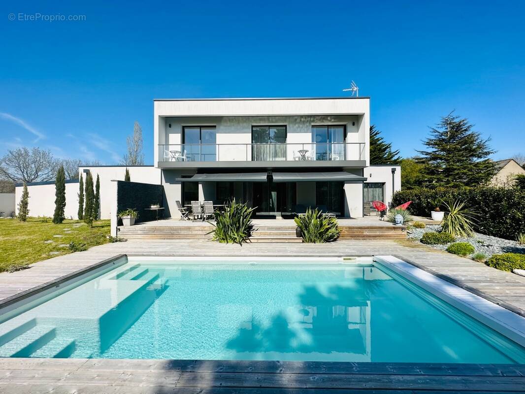 Maison à LA TURBALLE