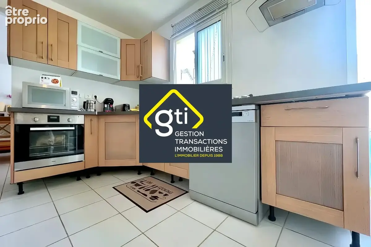 Maison 6 pièces 107 m² à vendre à Saint-Benoit (97470) - photo 3