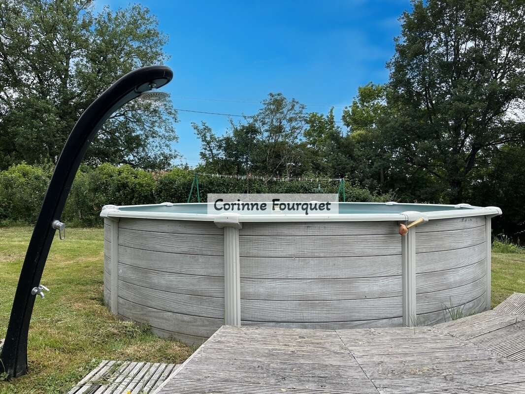 Demeure de caractère datant de 1650 – 7 000 m² de parc - photo 19