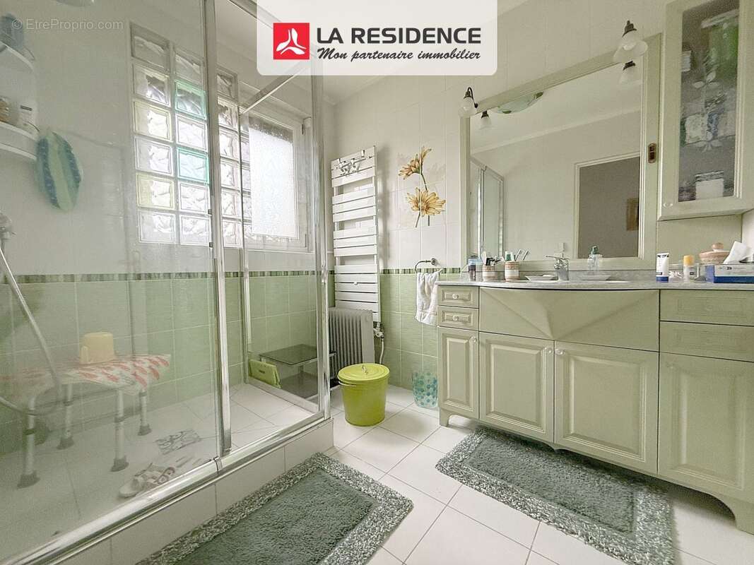 Maison à BENNECOURT