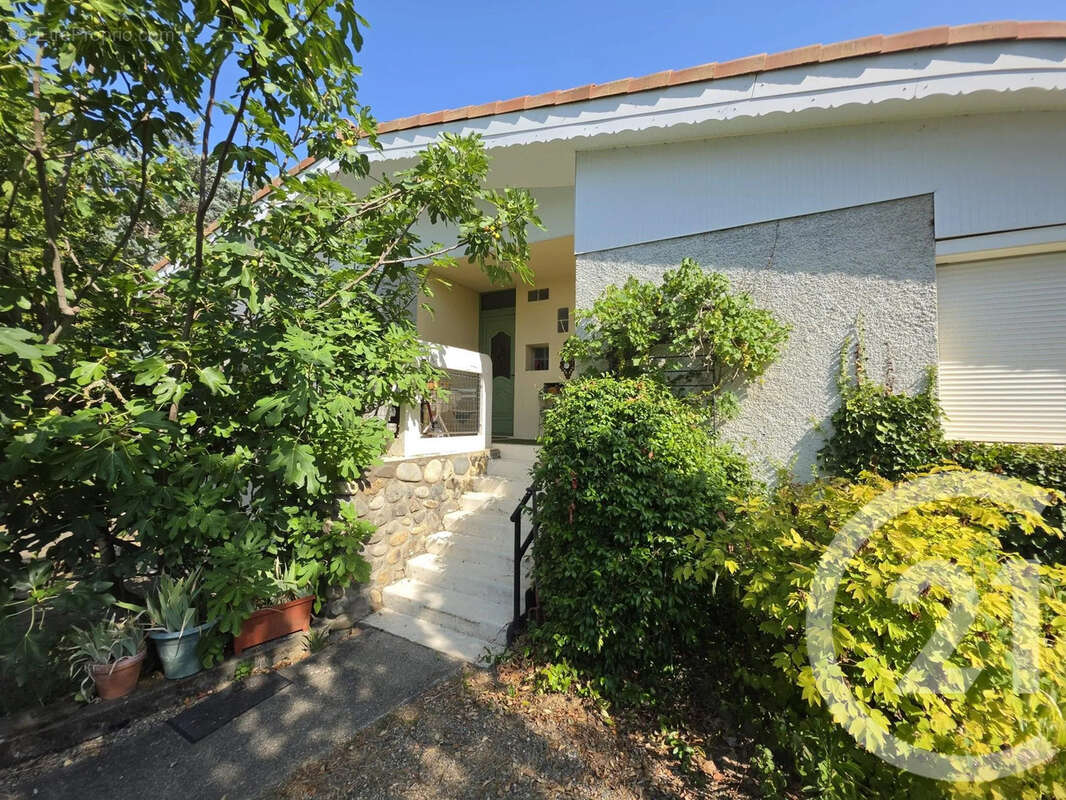 Maison 115 m² à Montesquieu-Volvestre  - photo 22