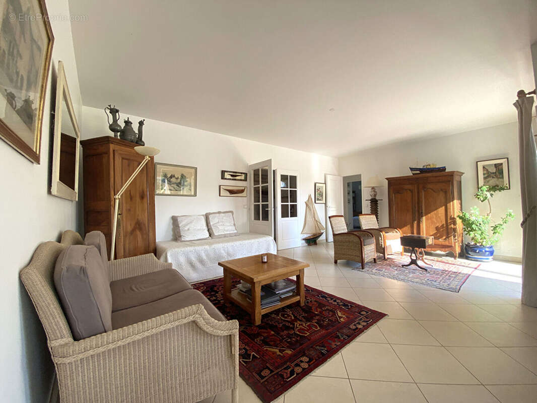 Maison à TALMONT-SAINT-HILAIRE