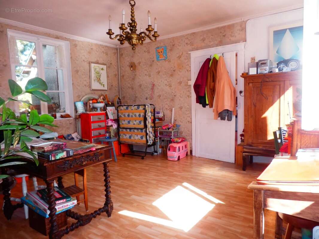 Ailly - Maison coup de cœur à rénover ! - photo 5