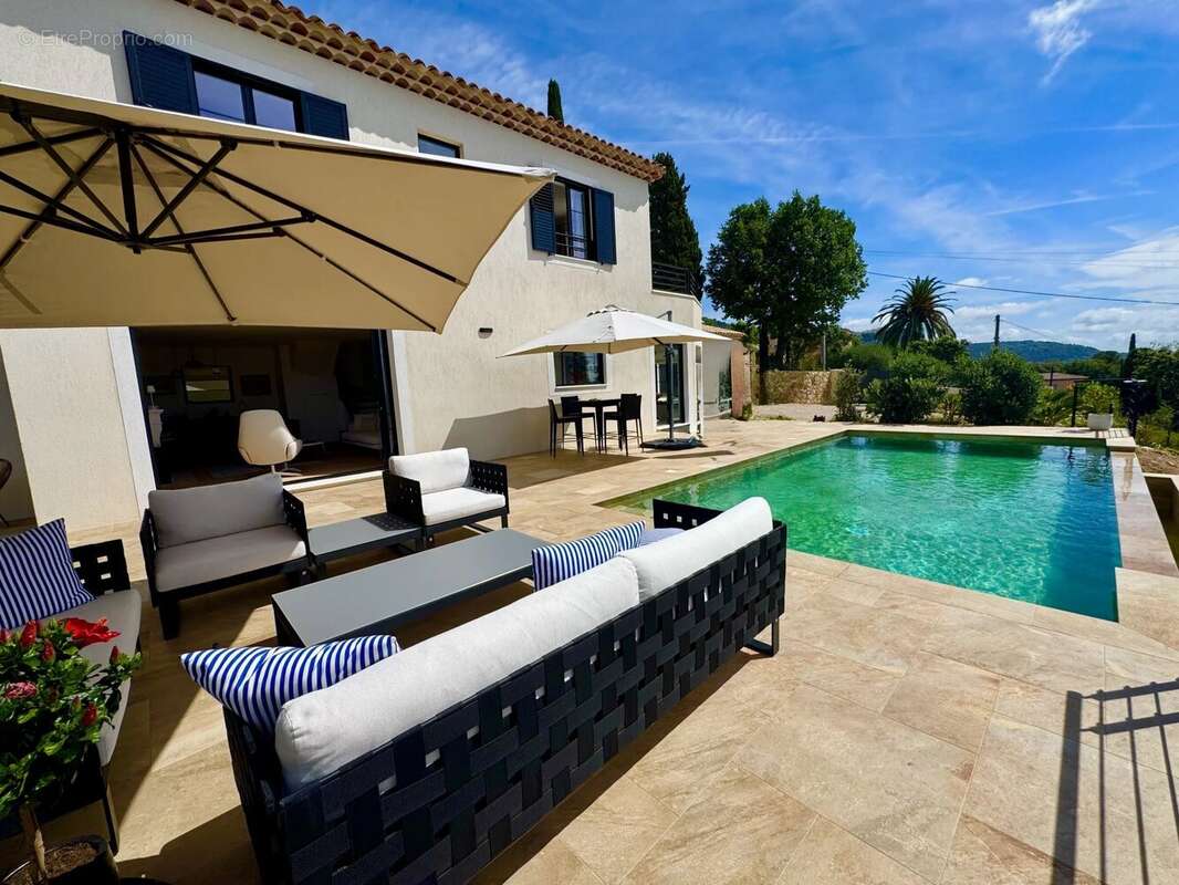 Appartement à SPERACEDES