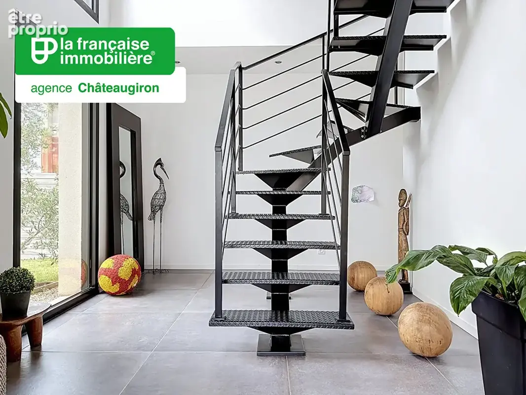Maison - Vern Sur Seiche -  contemporain - lumière - piscine - sobriété - 5 Minutes Poterie - photo 2