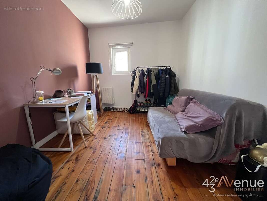 Appartement à SAINT-ETIENNE