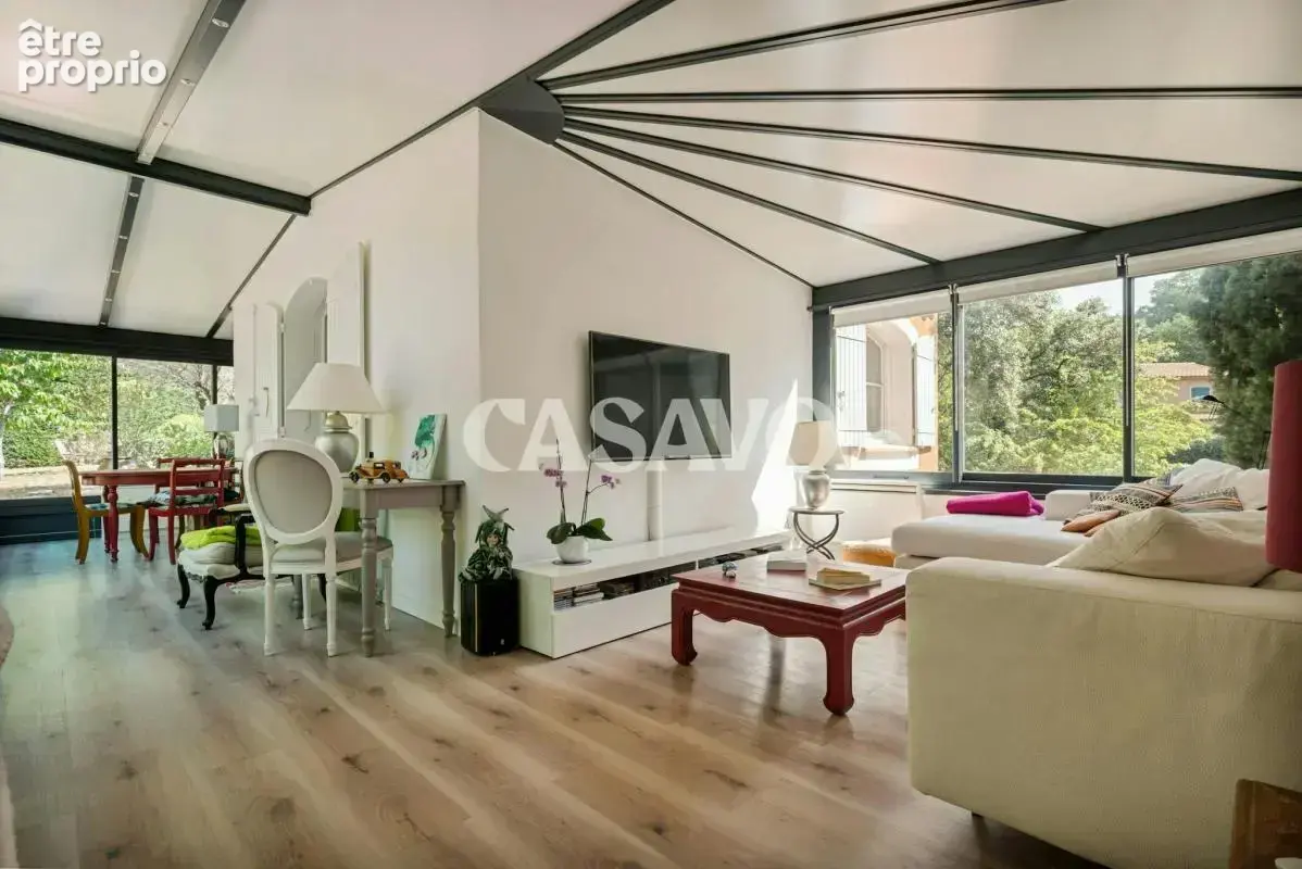 Vente Maison 7 pièces de 240m² - 13100 Saint-Marc-Jaumegarde - photo 12