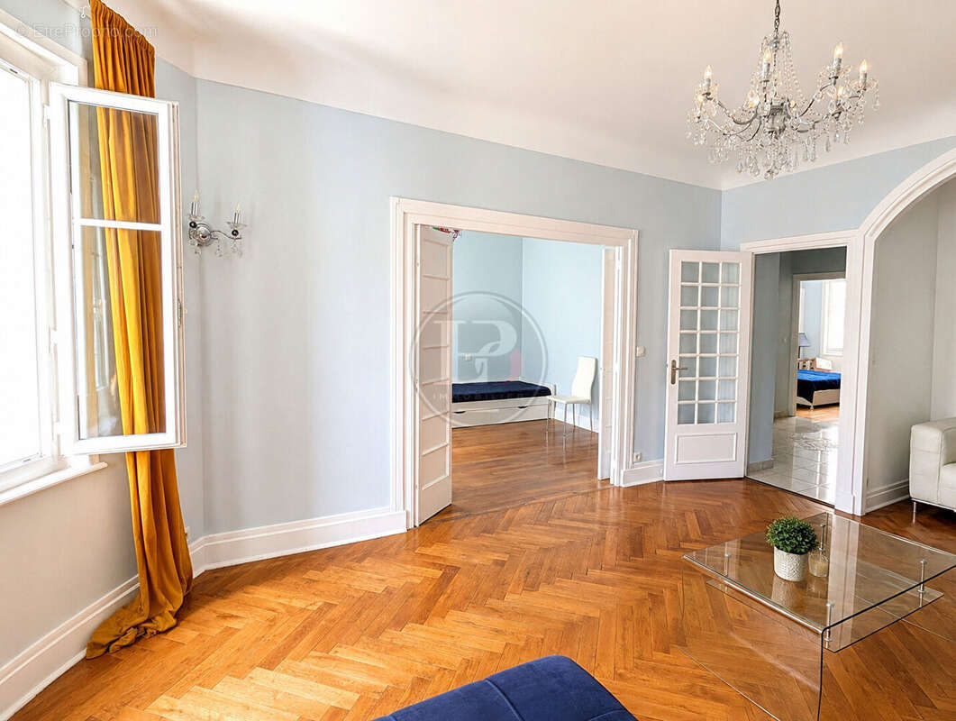 Appartement à LYON-6E
