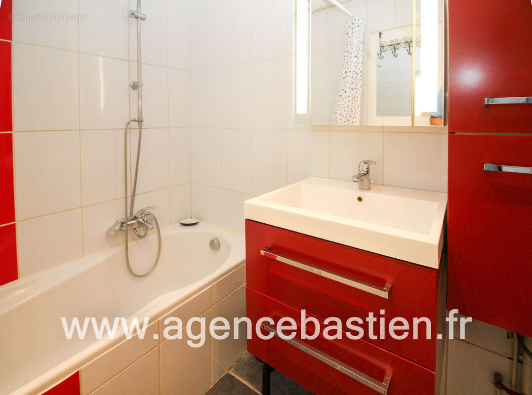 Appartement à VERSONNEX