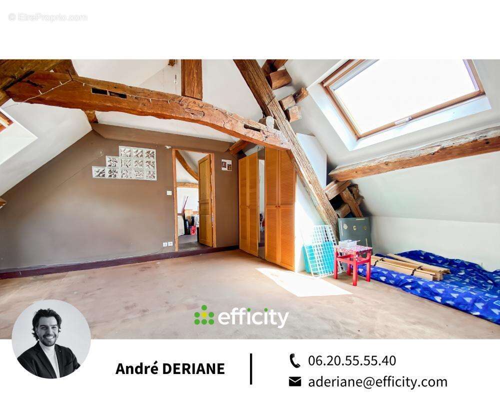 Maison à NEAUPHLE-LE-CHATEAU