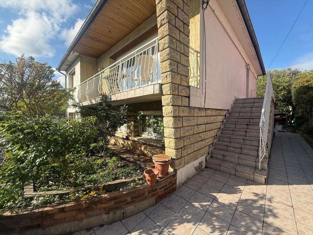 Photo 3 - Maison à MORANGIS