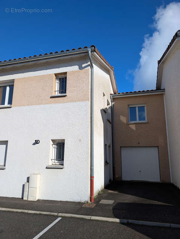 Maison à AMBERIEU-EN-BUGEY