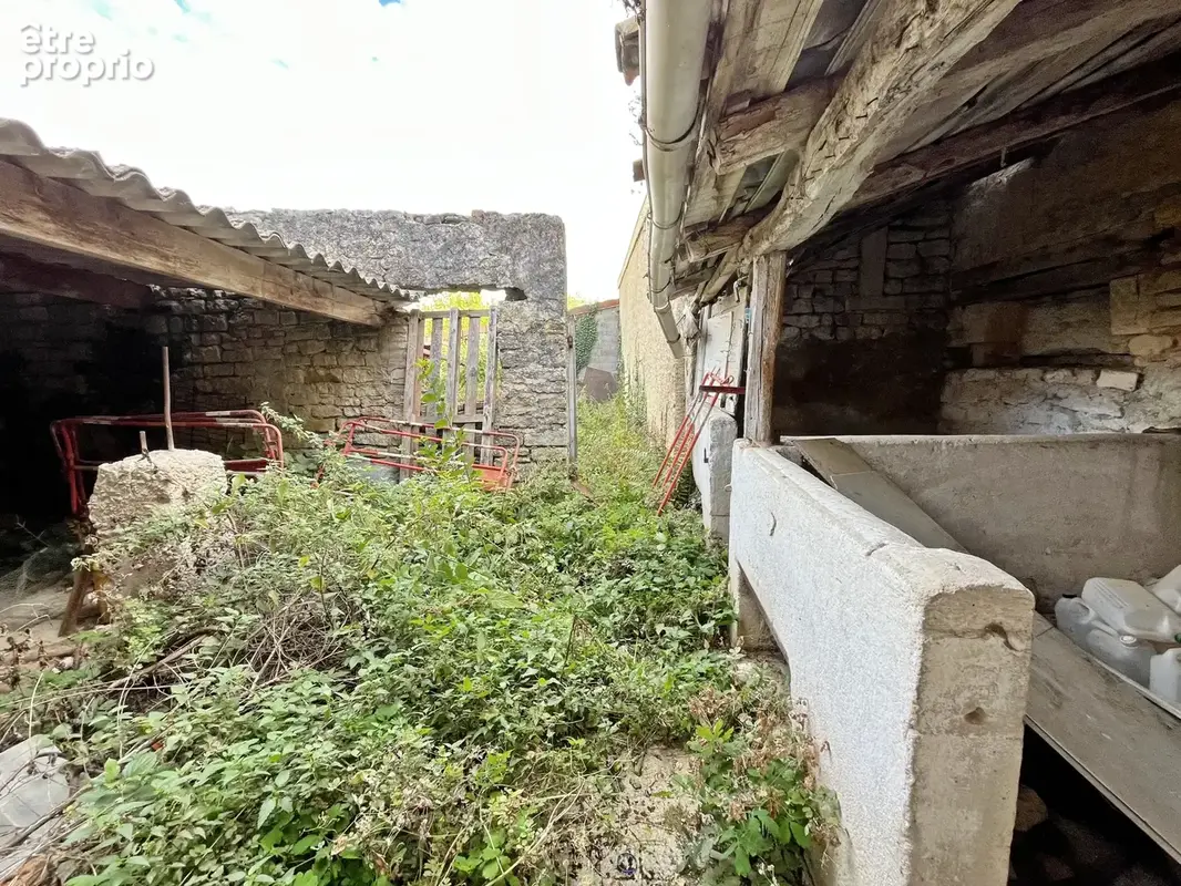 Maison à rénover, grange, Lerouville - photo 7