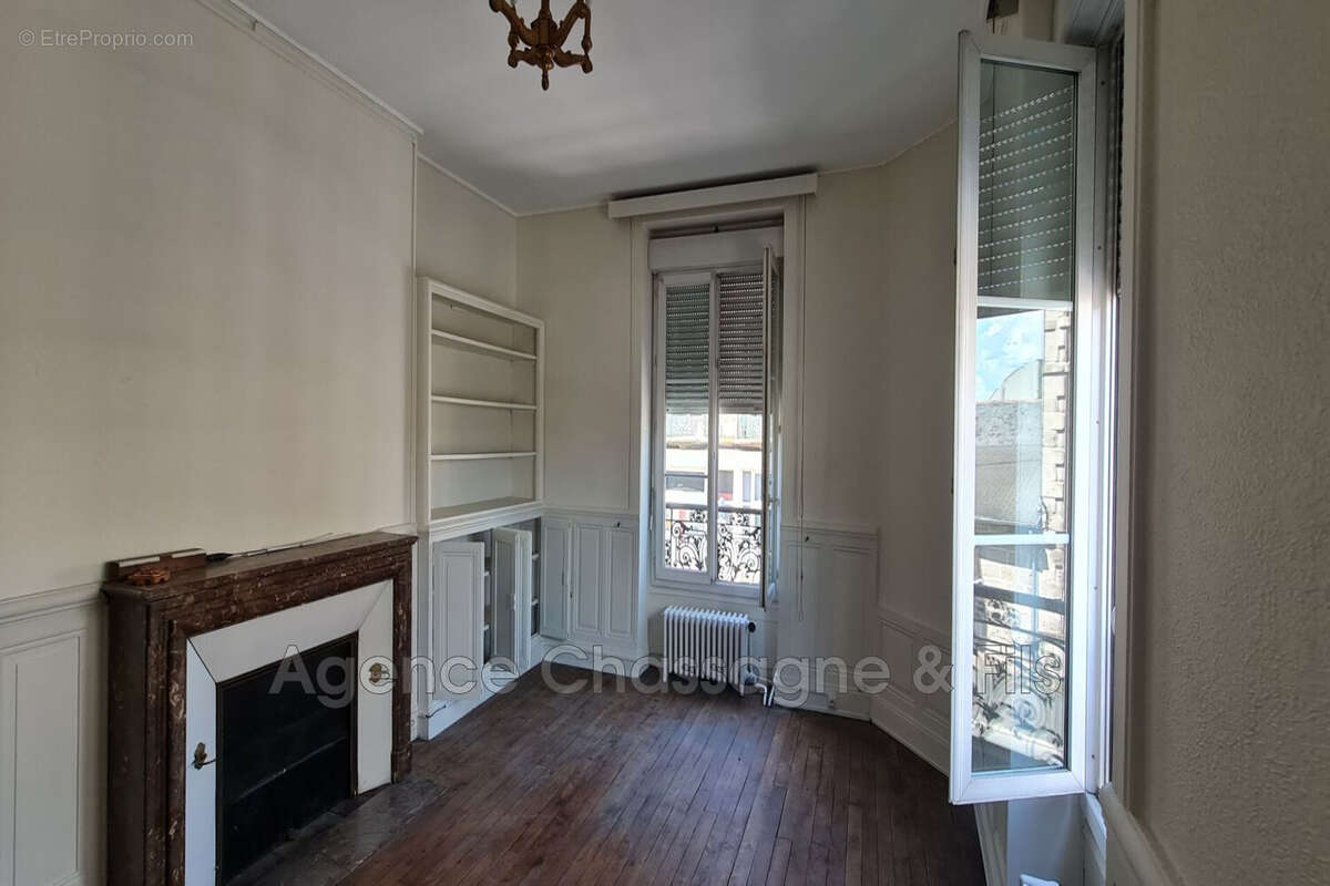 Appartement à BRIVE-LA-GAILLARDE