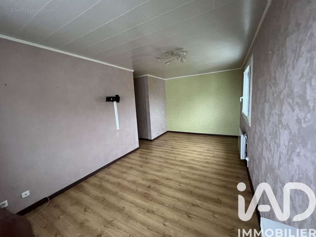 Photo 6 - Appartement à LONS-LE-SAUNIER