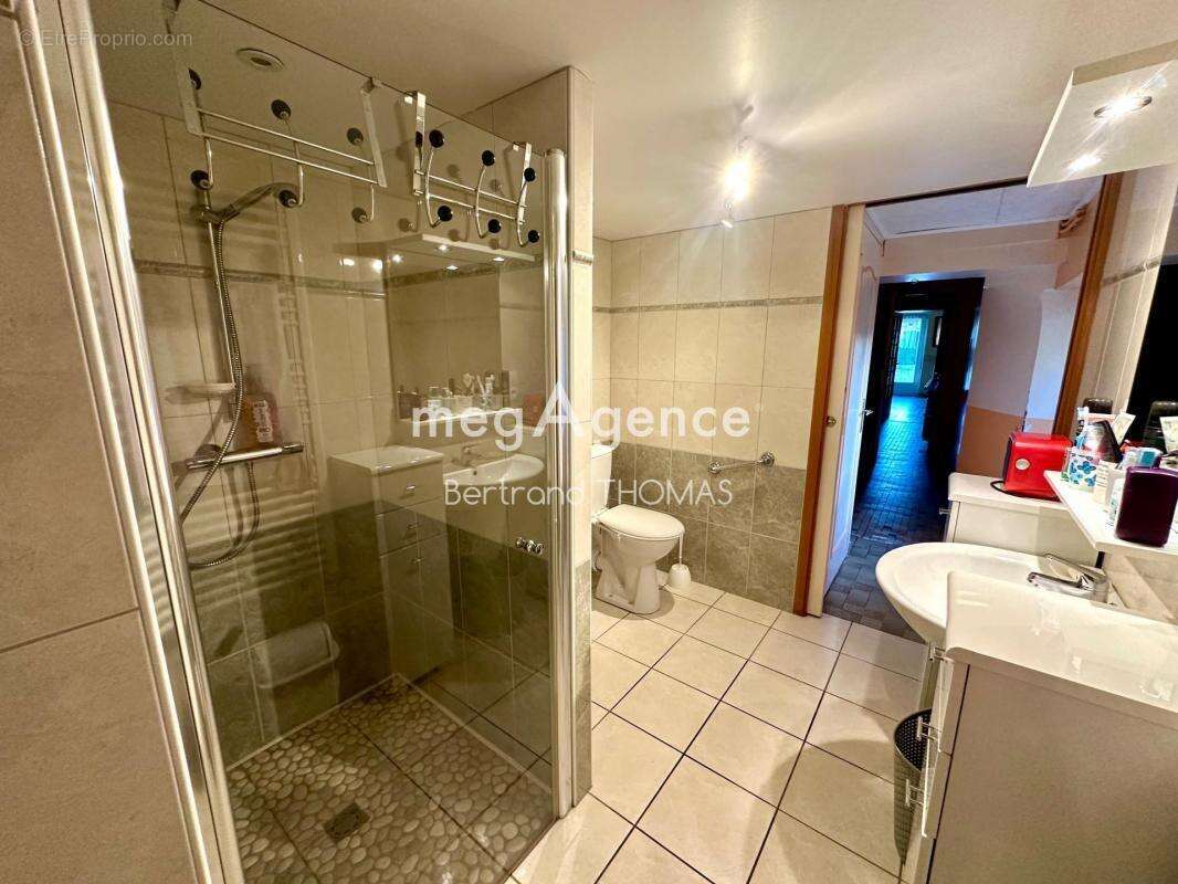 Maison à SAINT-SAUVEUR-DES-LANDES