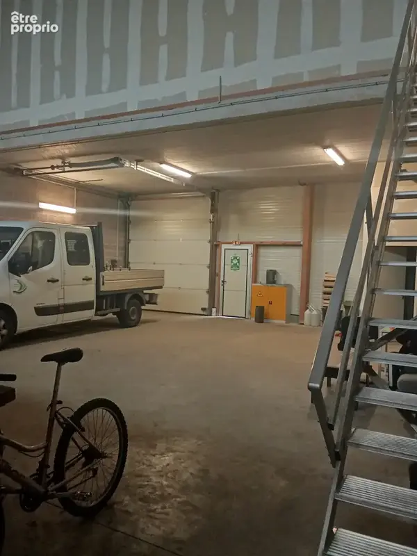 Local commercial avec parking a vendre - sainte marie des champs - photo 2
